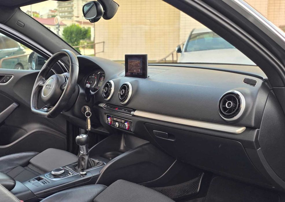 Audi A3 8V S Line Plus 2.0Tdi 150Cv (Look RS3) Full Extras