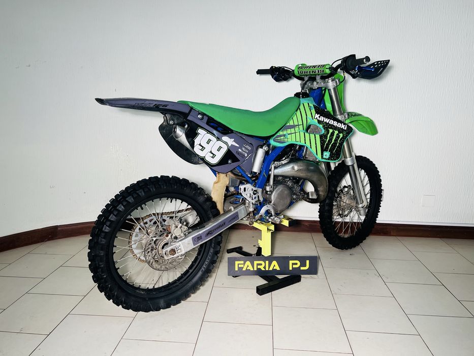 Kawasaki kx125 / Pro circuit