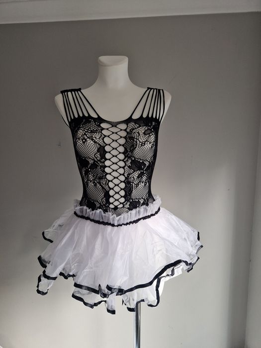 Seksowny strój pokojówki