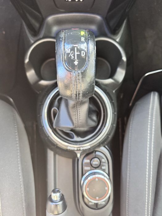 MINI COOPER 1.6i de 2016 full extras otimo estado geral