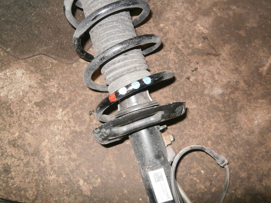seat leon II lift 1,2 1,4 TSI kolumna mcpherson lewa prawa