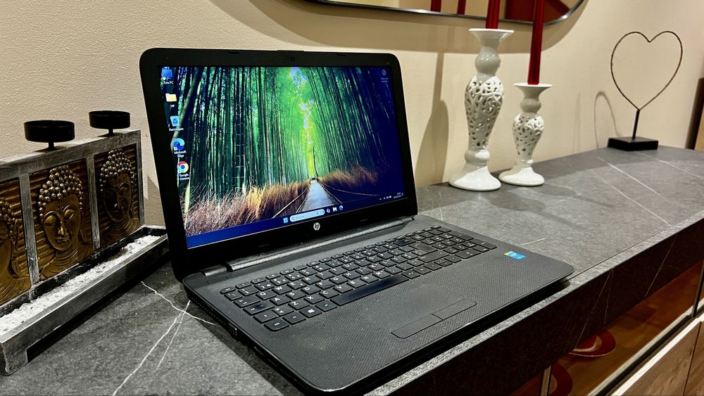 HP 250 G4 I3-4005U/8Gb Ram/SSD 256Gb