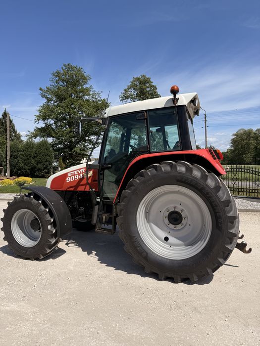 Ciagnik rolniczy Steyr 9094 sprowadzony