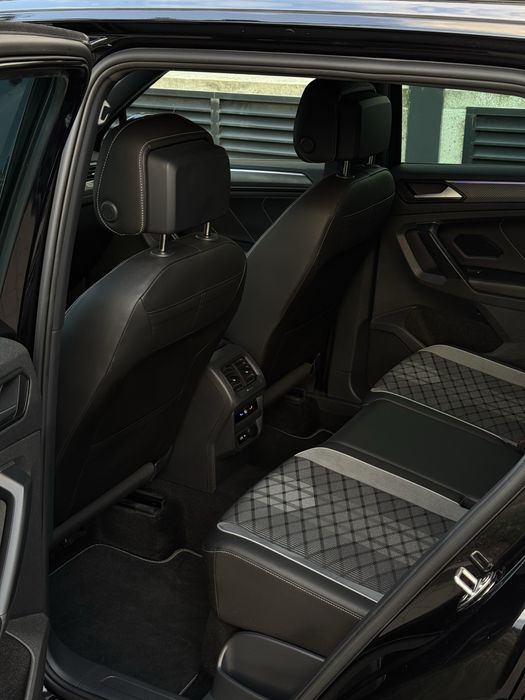 Volkswagen  Tiguan R-Line