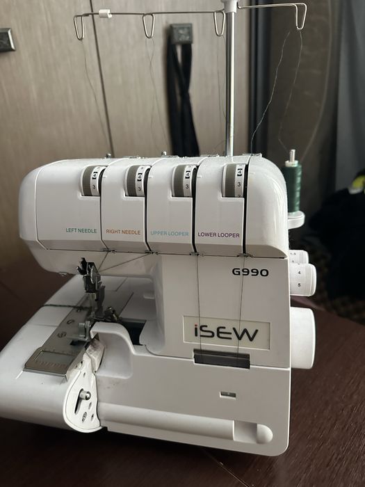 Оверлок 4-х нитковий