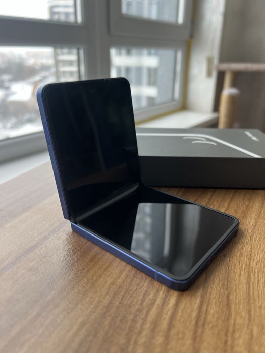 Смартфон Samsung Galaxy Flip 7 513 GB Blue Shadow