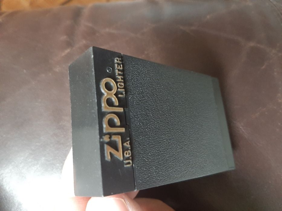Zippo XV Rigorosamente NOVO