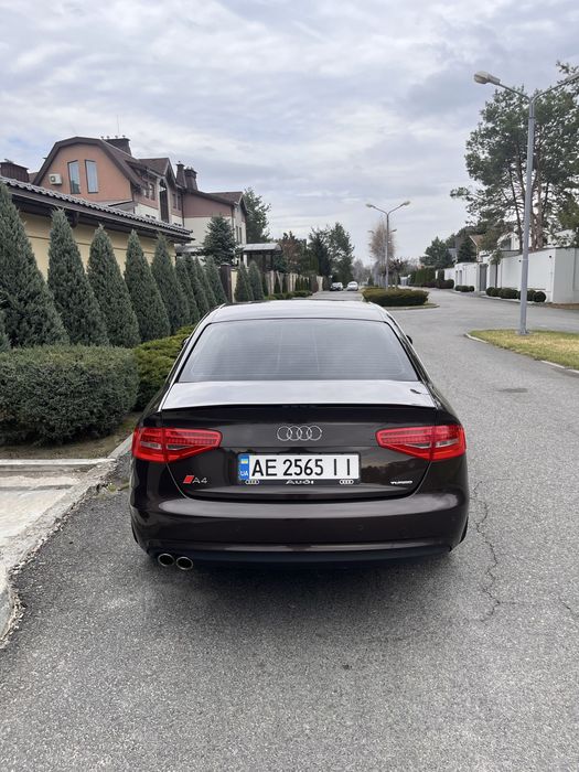 Продам Aubi a4b8