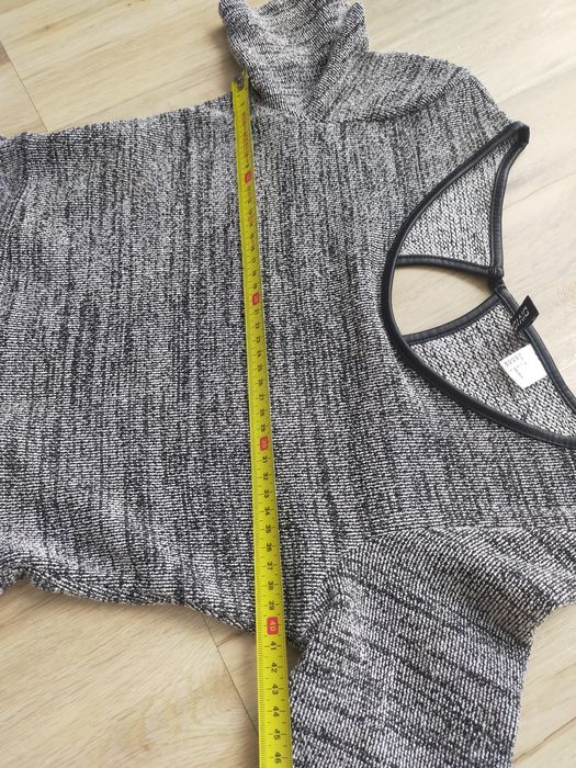 Sukienka marki H&M