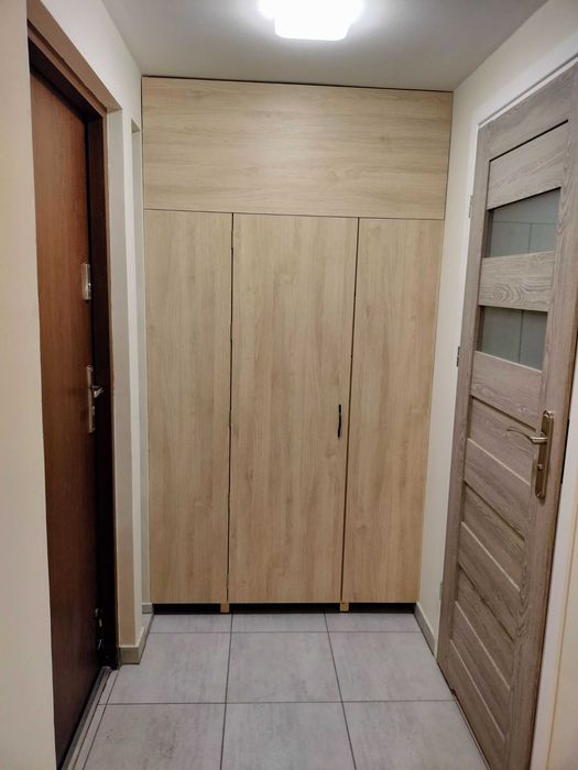 Samodzielne mieszkanie w doskonałej lokalizcji.