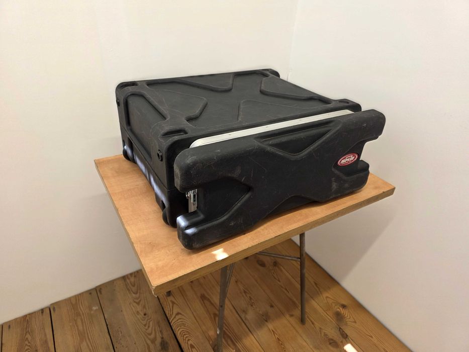 SKB 1SKB-RLX4 4U Roll-X Rack Case (1x szyna 45cm) case rack skrzynia walizka  FAKTURA