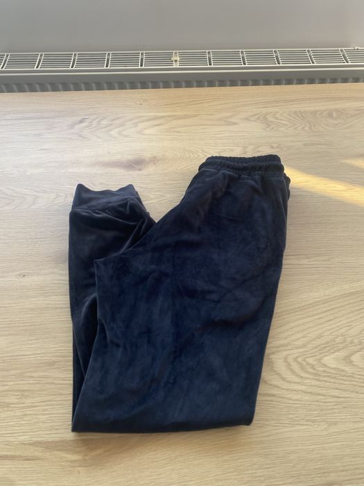 Dresy męskie OlaVoga M, z metki L, czarne welurowe