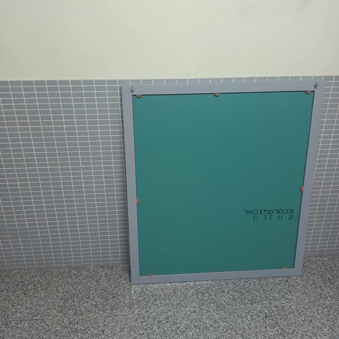 Espelho de wc semi novo