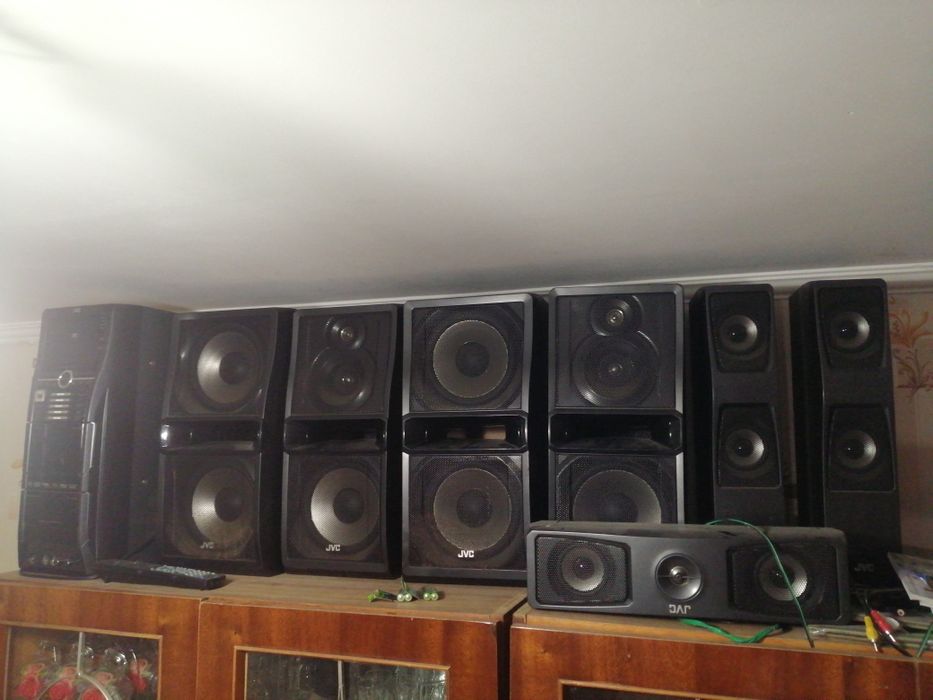 Музыкальный центр