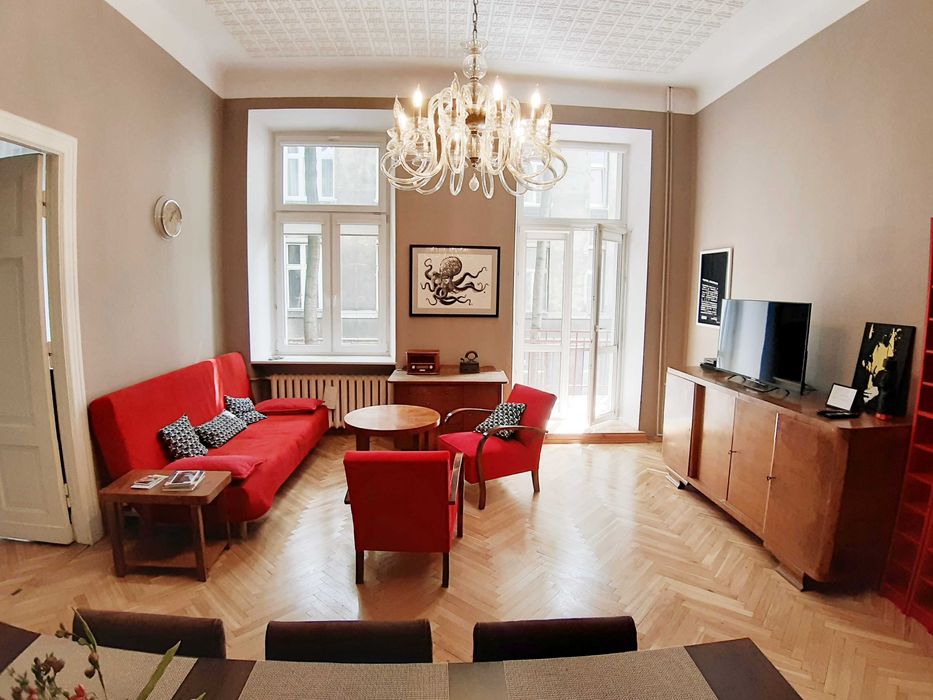 Apartament 88 m² | 3 pokoje | Centrum| Miejsce parkingowe |Blisko Manufaktura i Piotrkowska| Balkon |