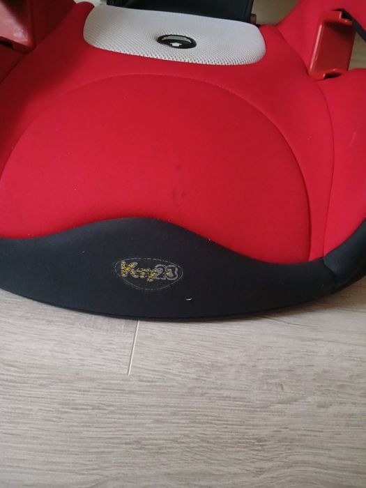 Продам автокрісло сhicco 2/3
