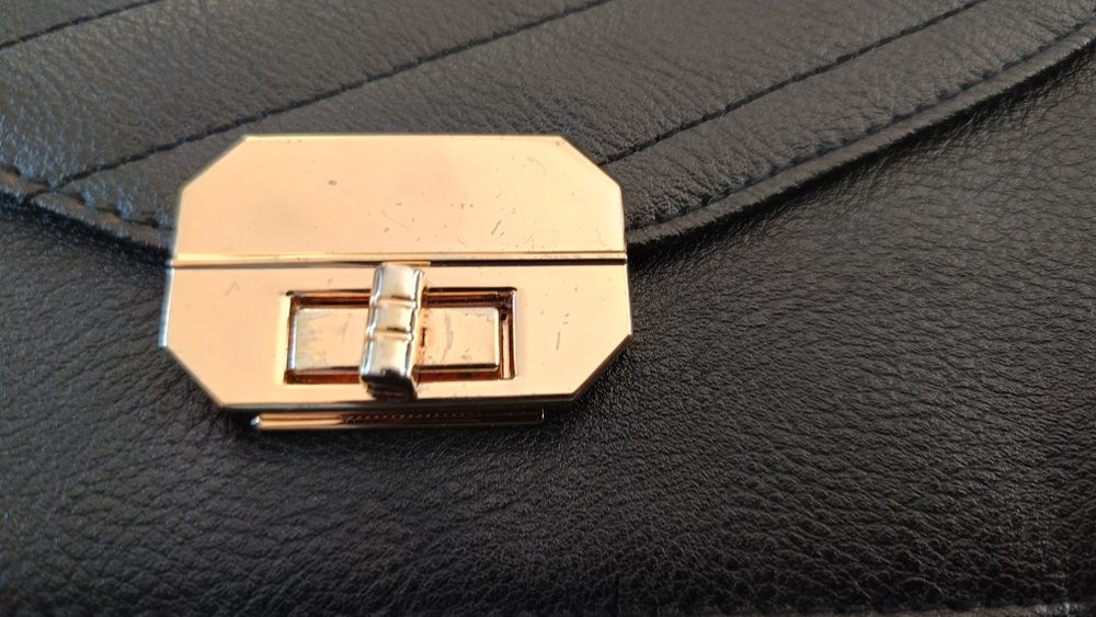 Torebka damska listonoszka