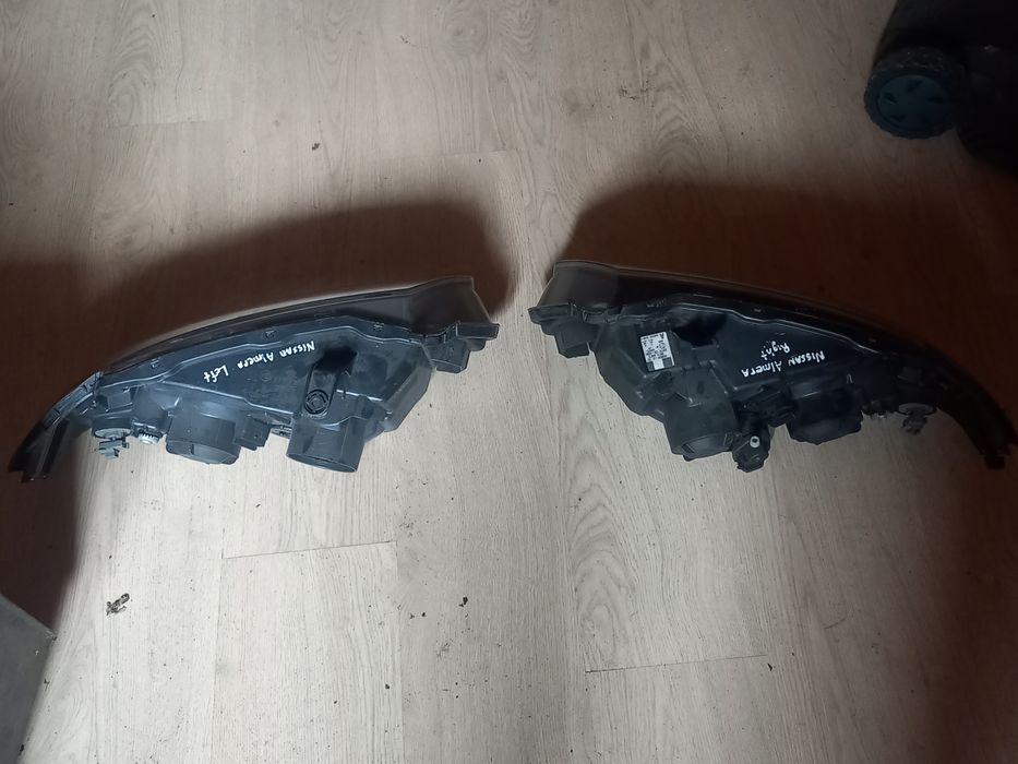 Продам Фари Nissan Almera 2000-2006года 2шт 100-16391 оригинал