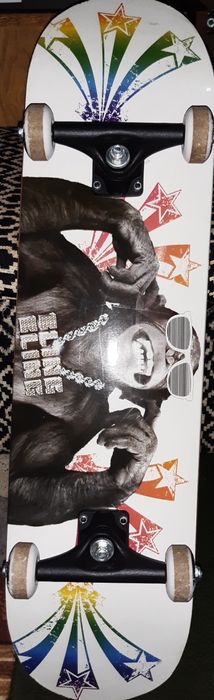 Продам скейт.В доброму стані.