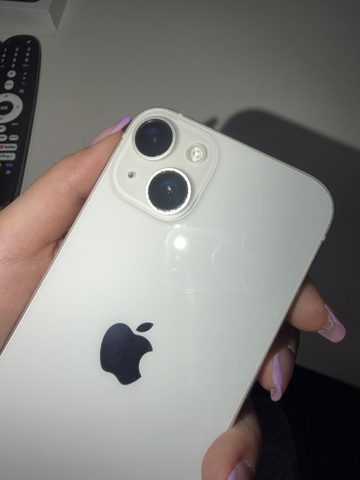 iPhone 14 128GB Branco/Luz das Estrelas - Muito bom estado