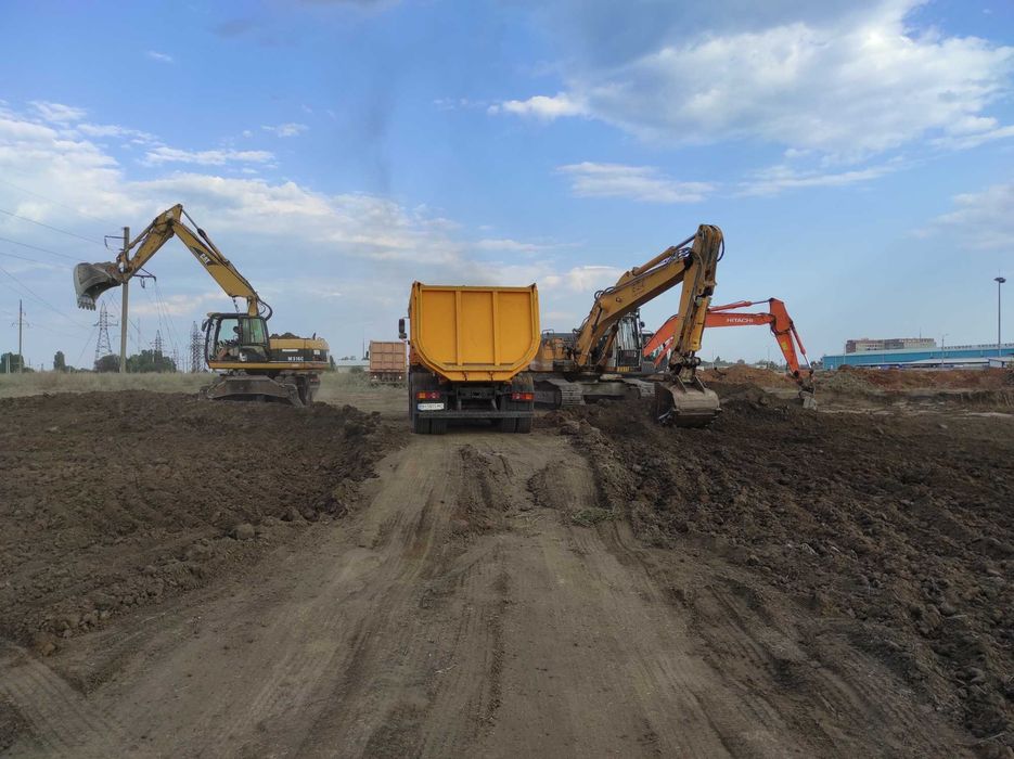 Земляные работы - копка котлована от 220 грн./м3. Аренда экскаватора.