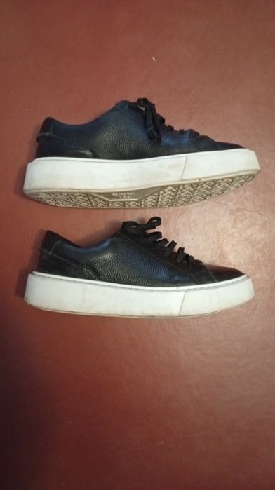 Низькі снікерси Clarks 40 р