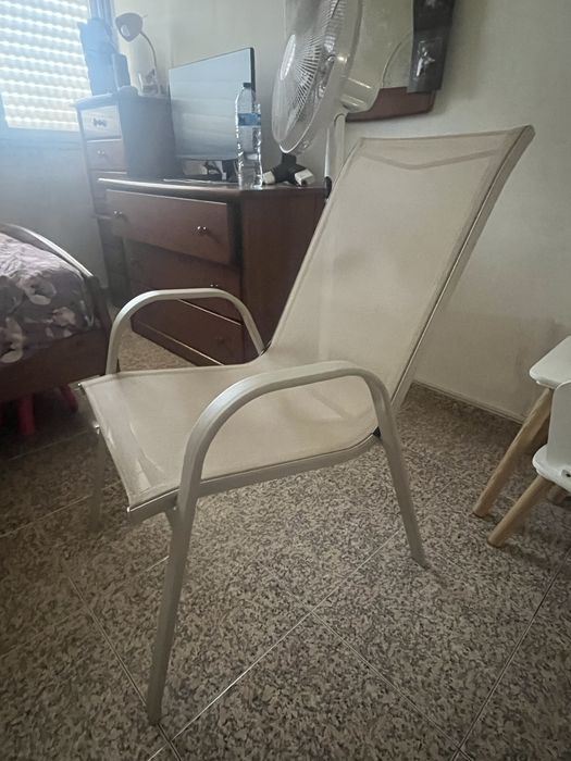 Cadeira de repouso / jardim