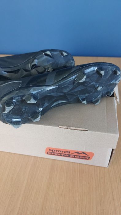 Korki piłkarskie Adidas Predator r. 38