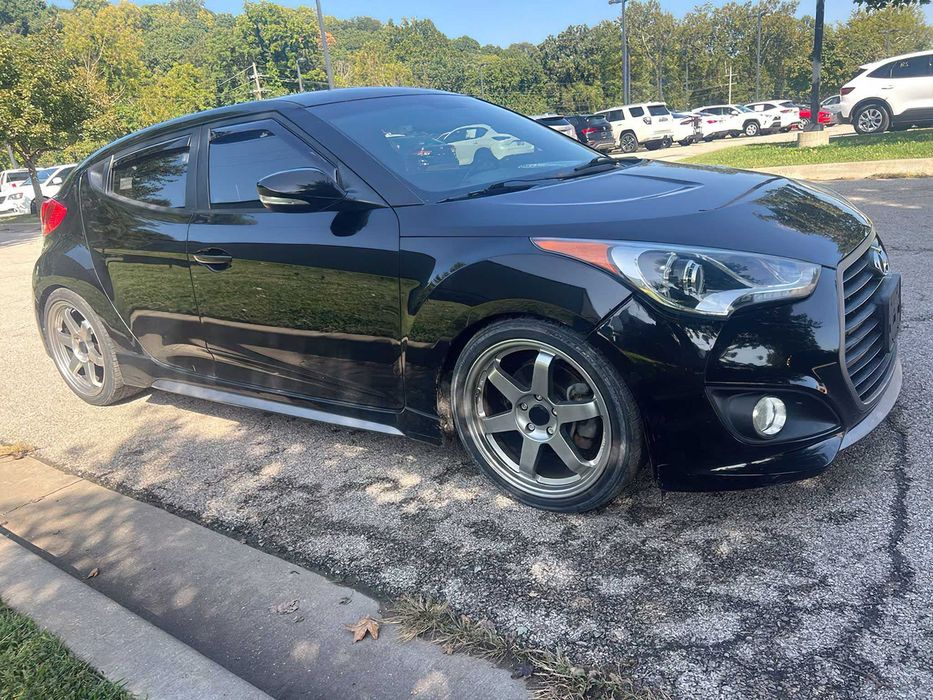 Hyundai Veloster Turbo      2016