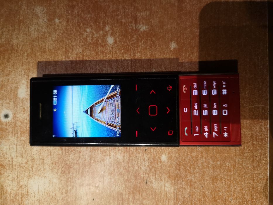 Telemóvel LG BL20