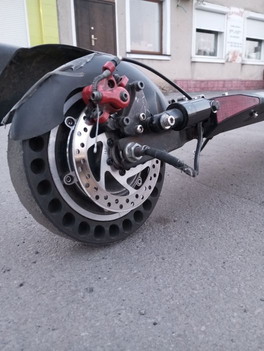 Продам електро самокат Kugoo m4 pro