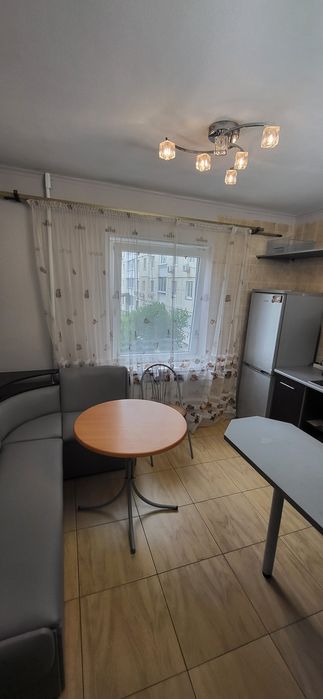 Подобово 1 кімн квартира вул.Ф.Єрнста 1100грн. вул.Хороброго