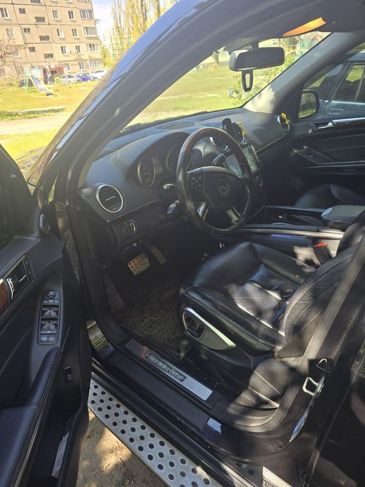 Mercedes-benz GL 550 . * Офіційний *