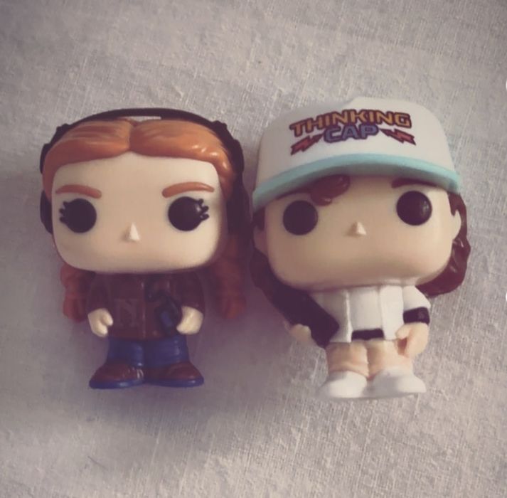 обмін фігурок «дуже дивні дива»