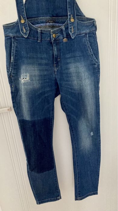 Jeansowe granatowe ogrodniczki Zara S
