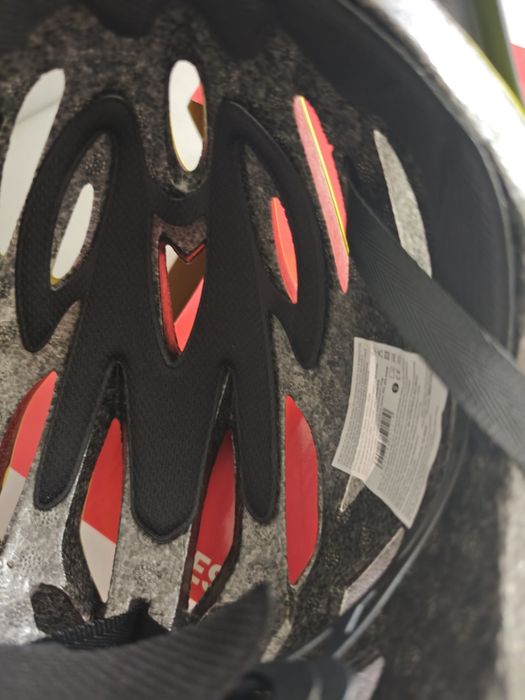 Kask rowerowy Martes Essentials nowy z metką