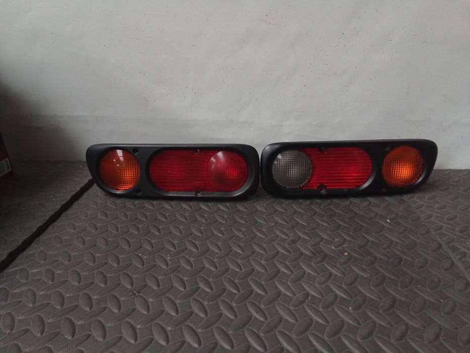 Farolins Nissan terrano