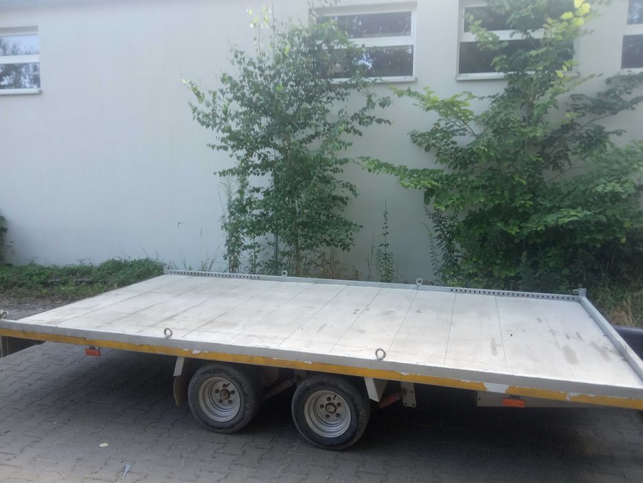 Usługi transportowe auto laweta