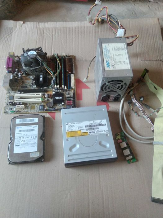 Комплект на сістемник асус