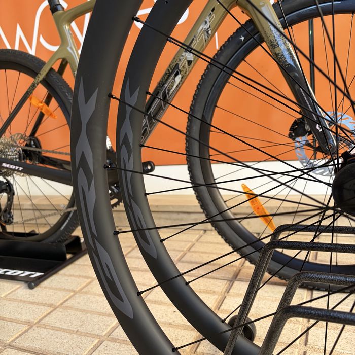 Scott Addict Gravel 40 + Rodas Shimano Carbono GRX - PROMOÇÃO !!!