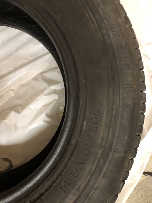 michelin 205/70/14