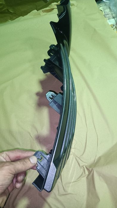 Friso de parachoques tampa Toyota Corolla 2017 farol nevoeiro