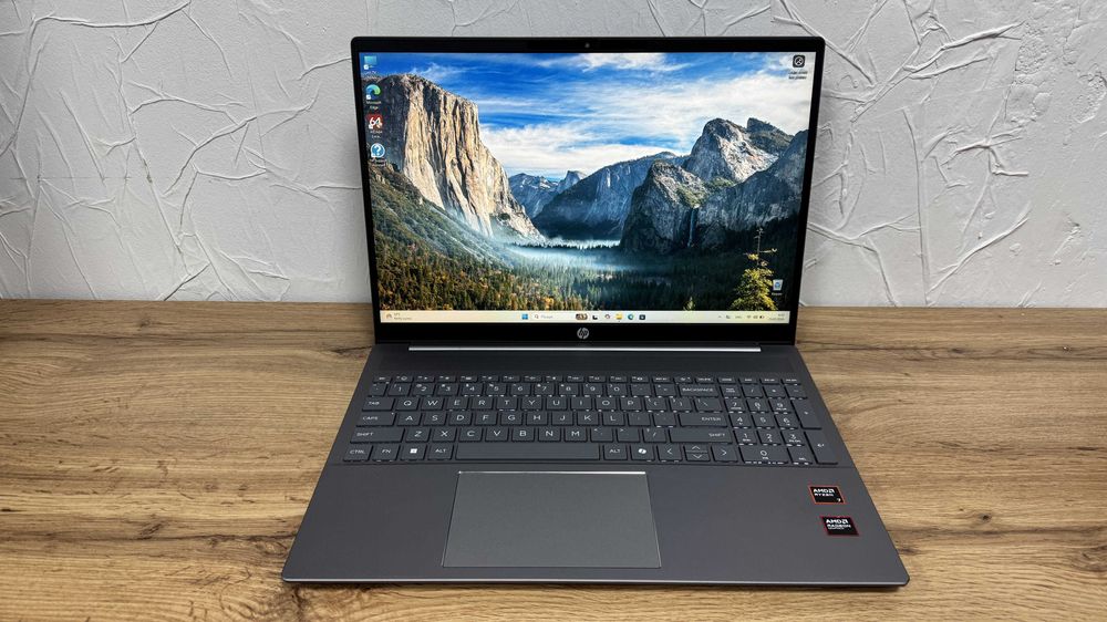 HP Pavilion 16 – Ryzen 7 8840U, 16GB RAM, 512GB SSD: 24 300 грн