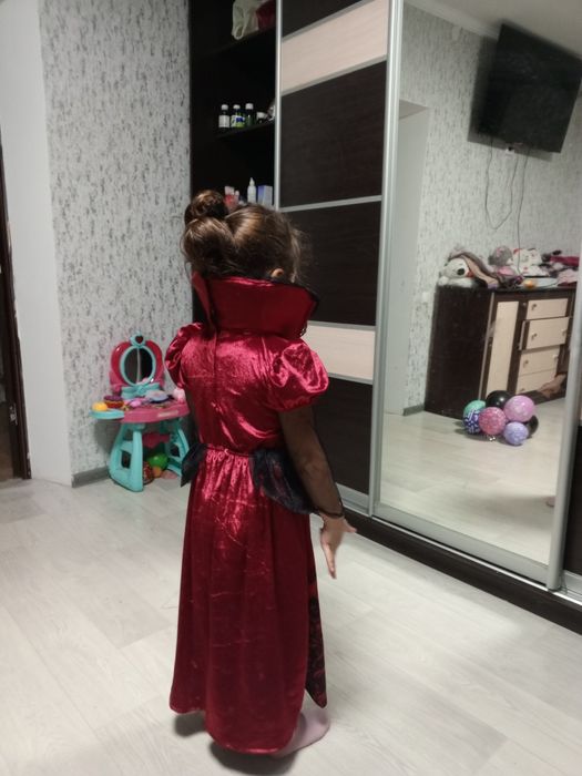 Сукня на Хеллоуїн