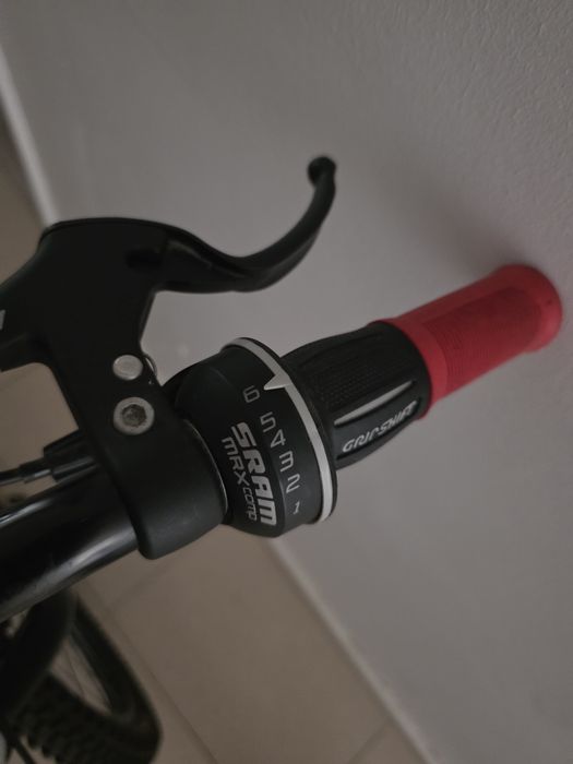 Bicicleta de montanha criança