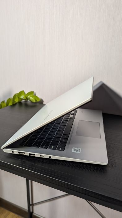 Asus vivobook 14 x421ja fhd ips 1920*1080 i3-1005g1 4 ram 128 ssd 2021