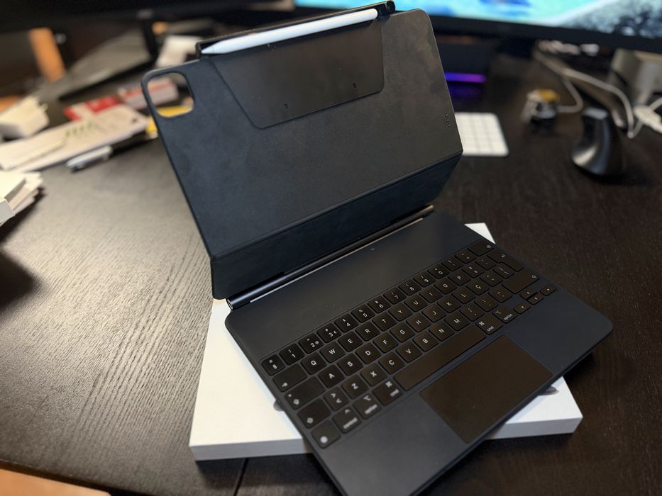 Magic Keyboard Apple para iPad 12.9