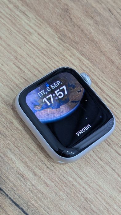 Apple watch se (2nd Gen)  40 mm