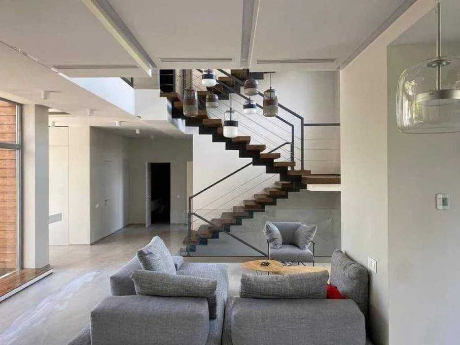 LUXURY VILLA с бассейном Рядом море Совиньон 1 Видео! Большой выбор!