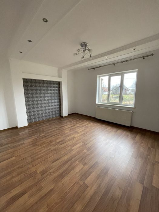 Продаж будинку в с. Панка — всього 5 хвилин до м. Сторожинець